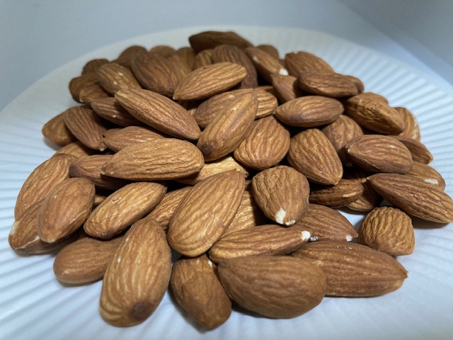 素焼きアーモンド 170g（コメリ）