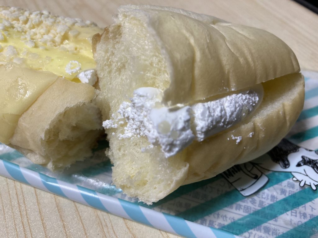 ローソン MILKふんわりホイップロール